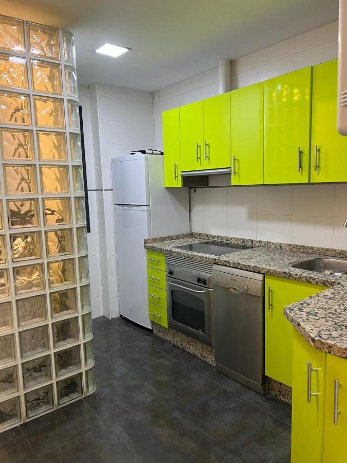 Habitaciones Privadas En Apartamento Compartido Алхесирас Екстериор снимка