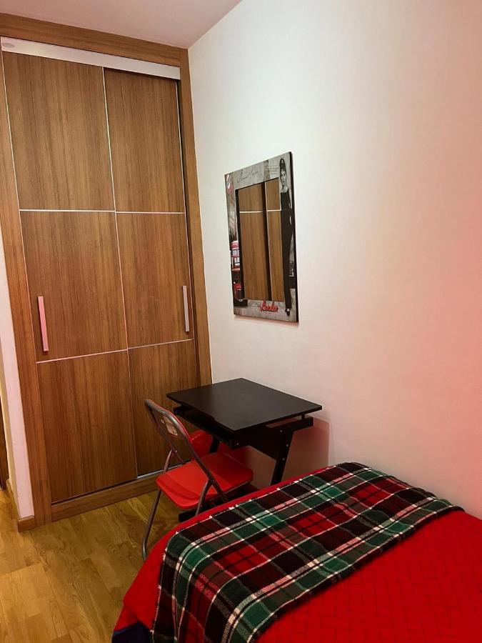 Habitaciones Privadas En Apartamento Compartido Алхесирас Екстериор снимка