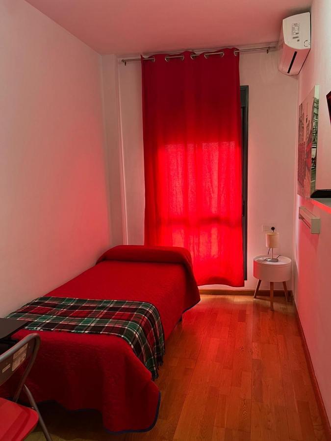 Habitaciones Privadas En Apartamento Compartido Алхесирас Екстериор снимка